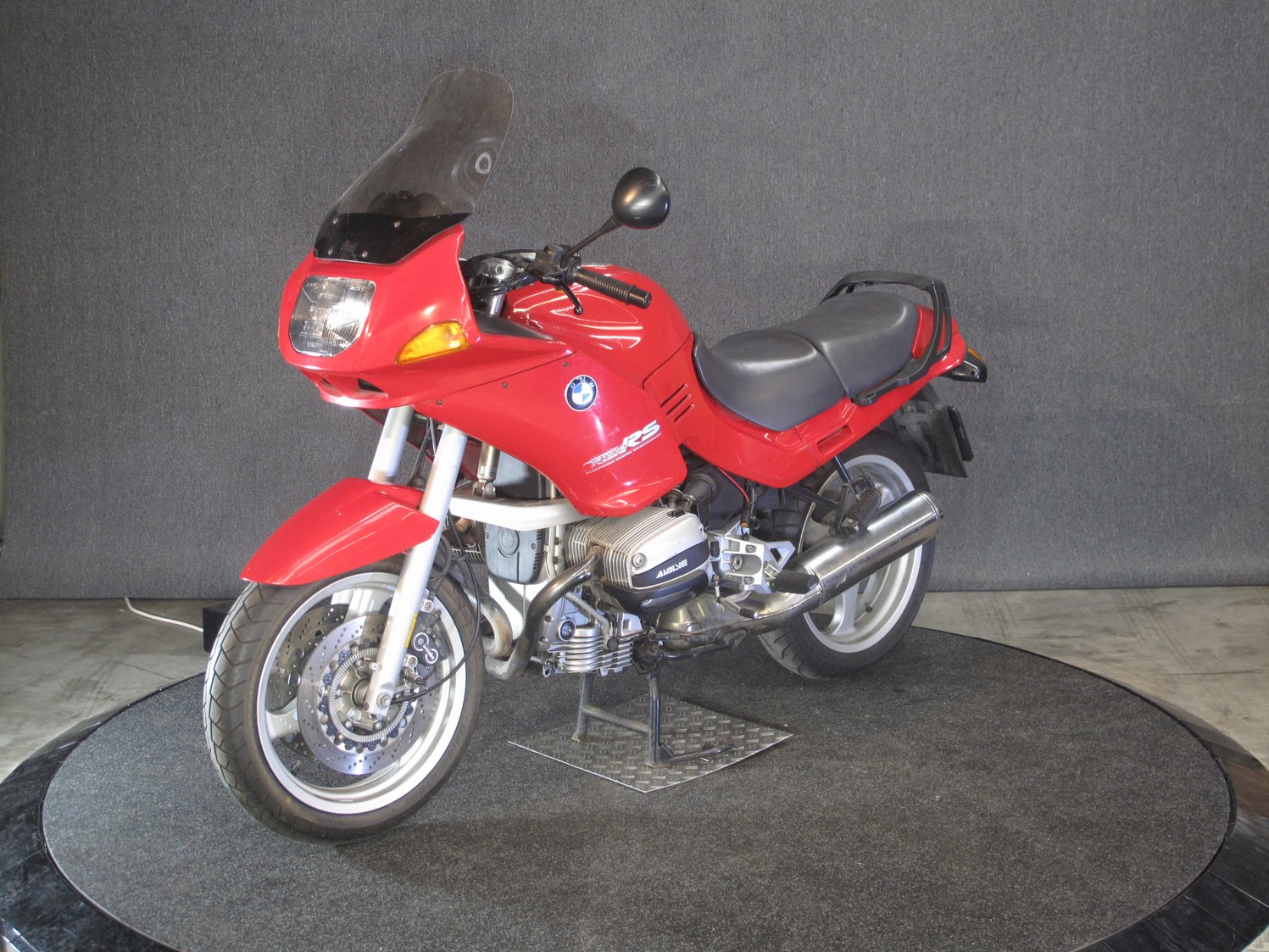 BMW - R1100RS Leuke R1100S met mogel
