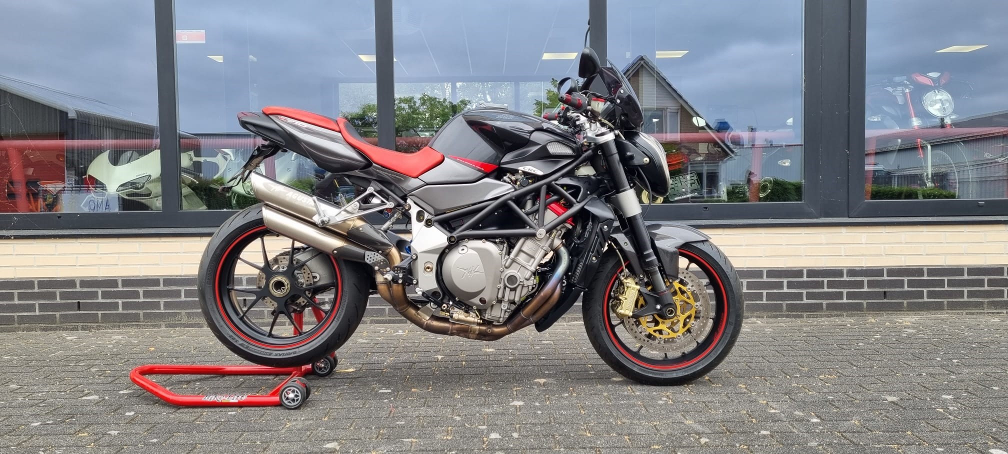 MV AGUSTA Brutale 910 S R