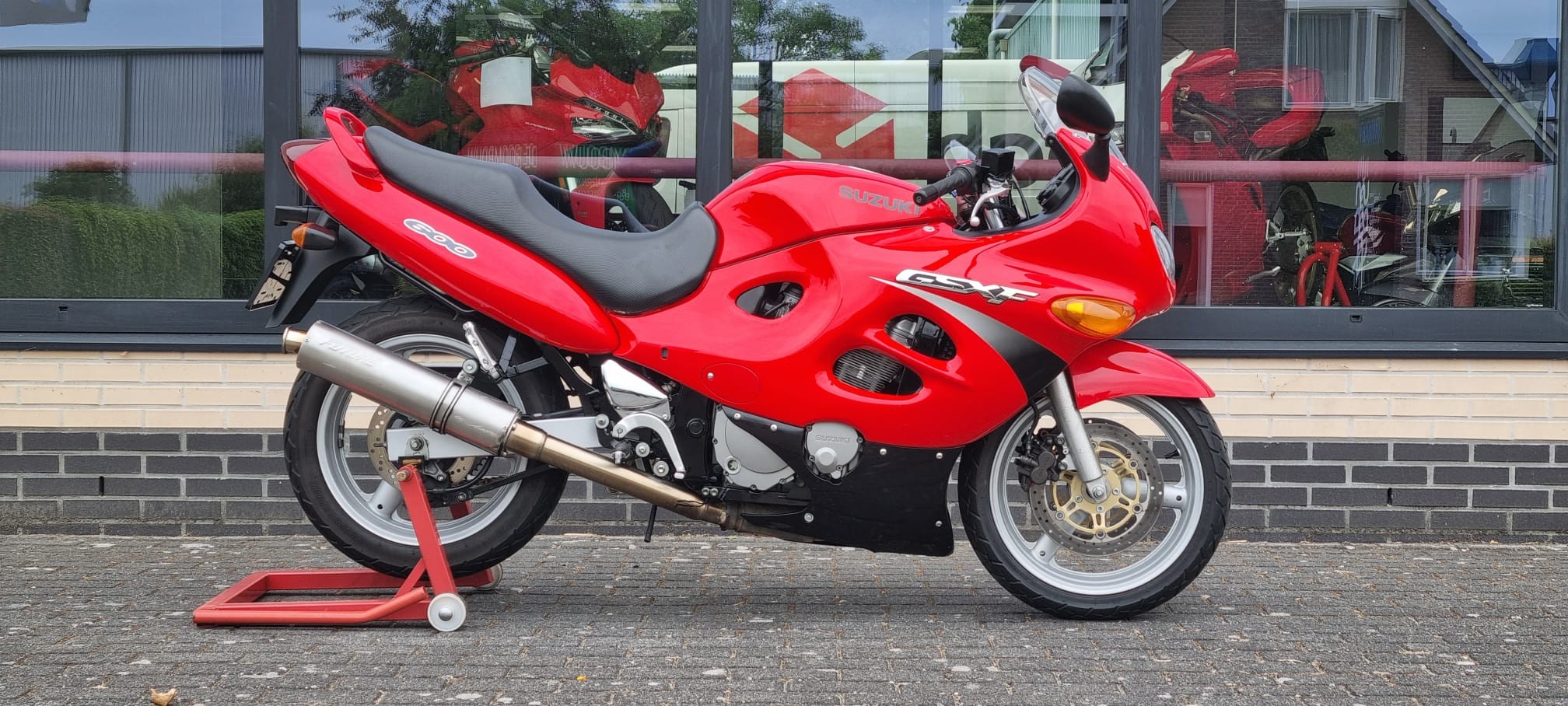SUZUKI - GSX 600 F GSX600F