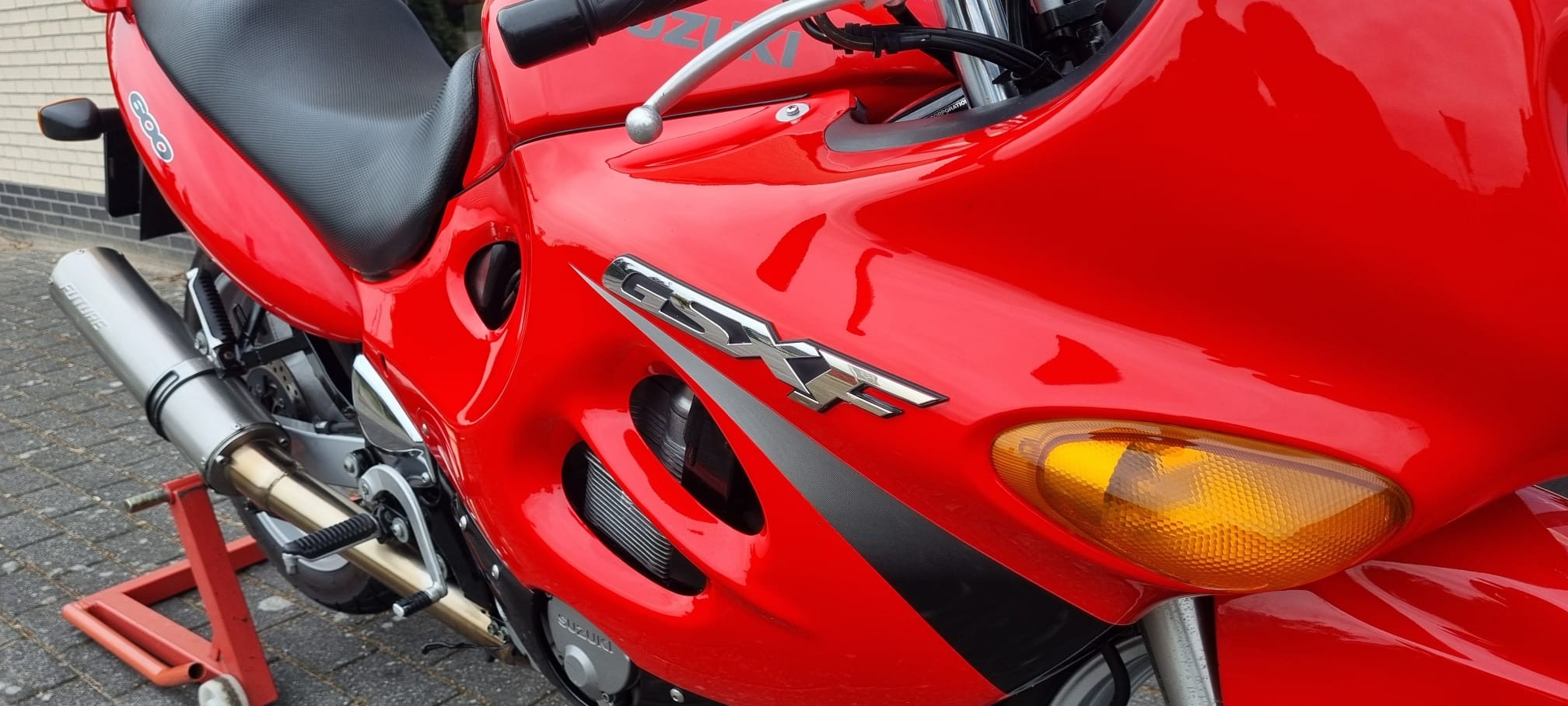SUZUKI - GSX 600 F GSX600F