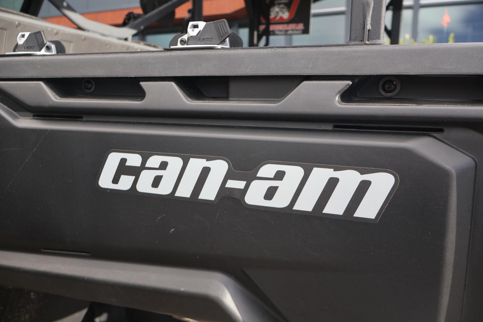 CAN-AM - Traxter HD7 DEMO SSV Traxter m
