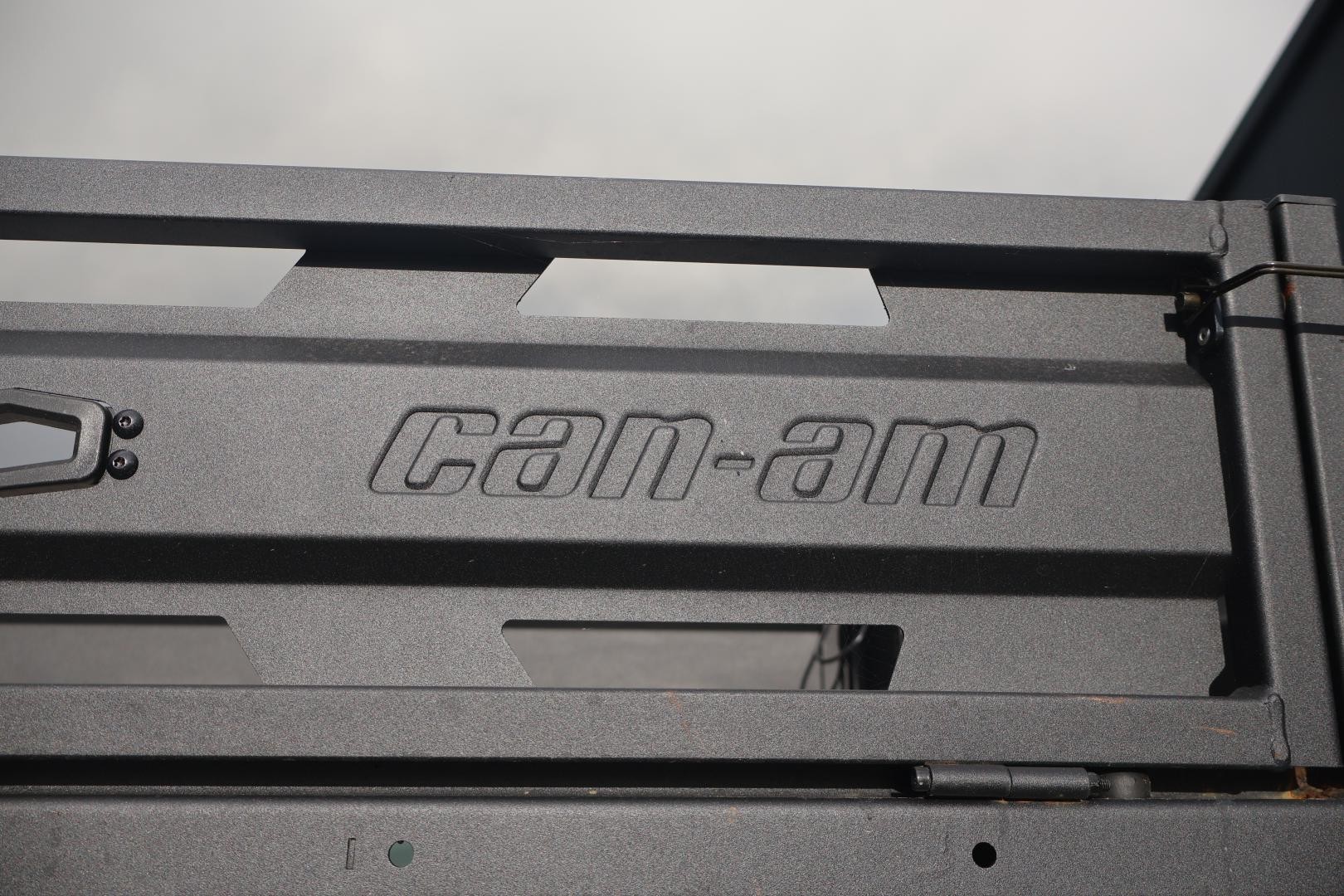 CAN-AM - Traxter HD7 DEMO SSV Traxter m