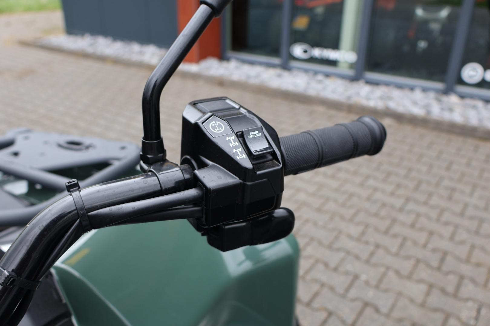 CAN-AM - OUTL PRO XU HD5 QUAD T Kenteke