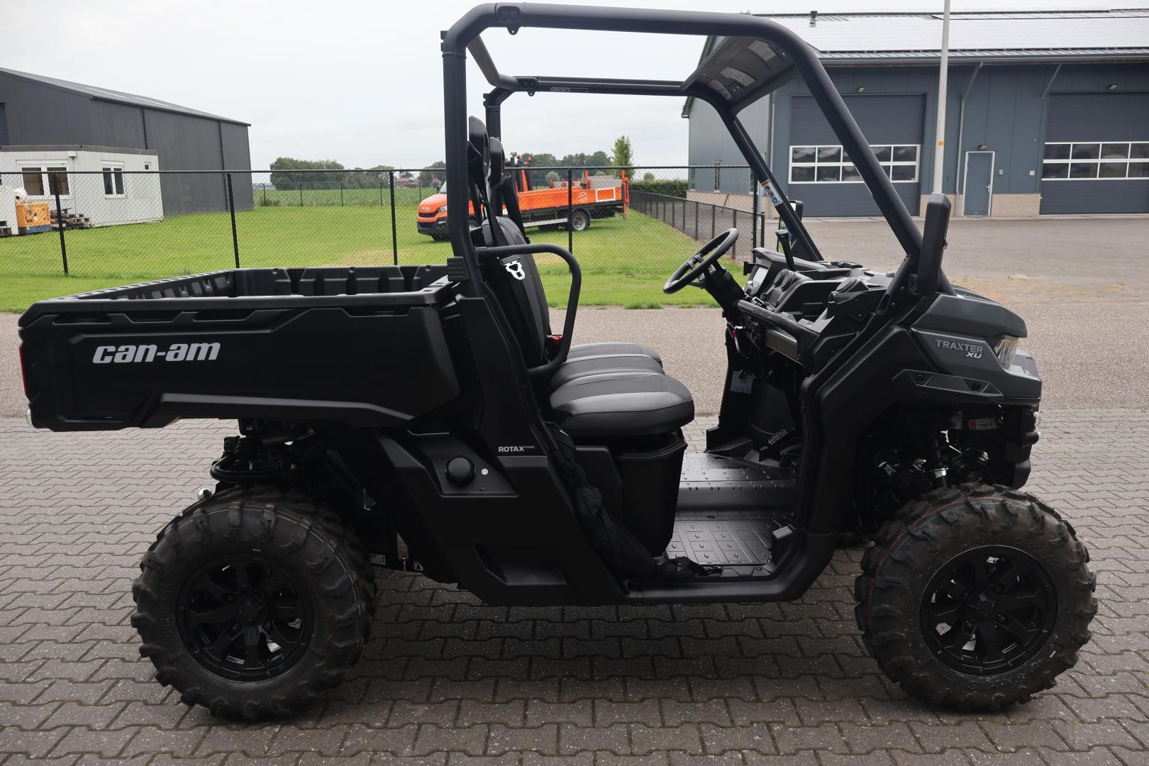 CAN-AM - Traxter XU 64 HD9 ABS Gator SS