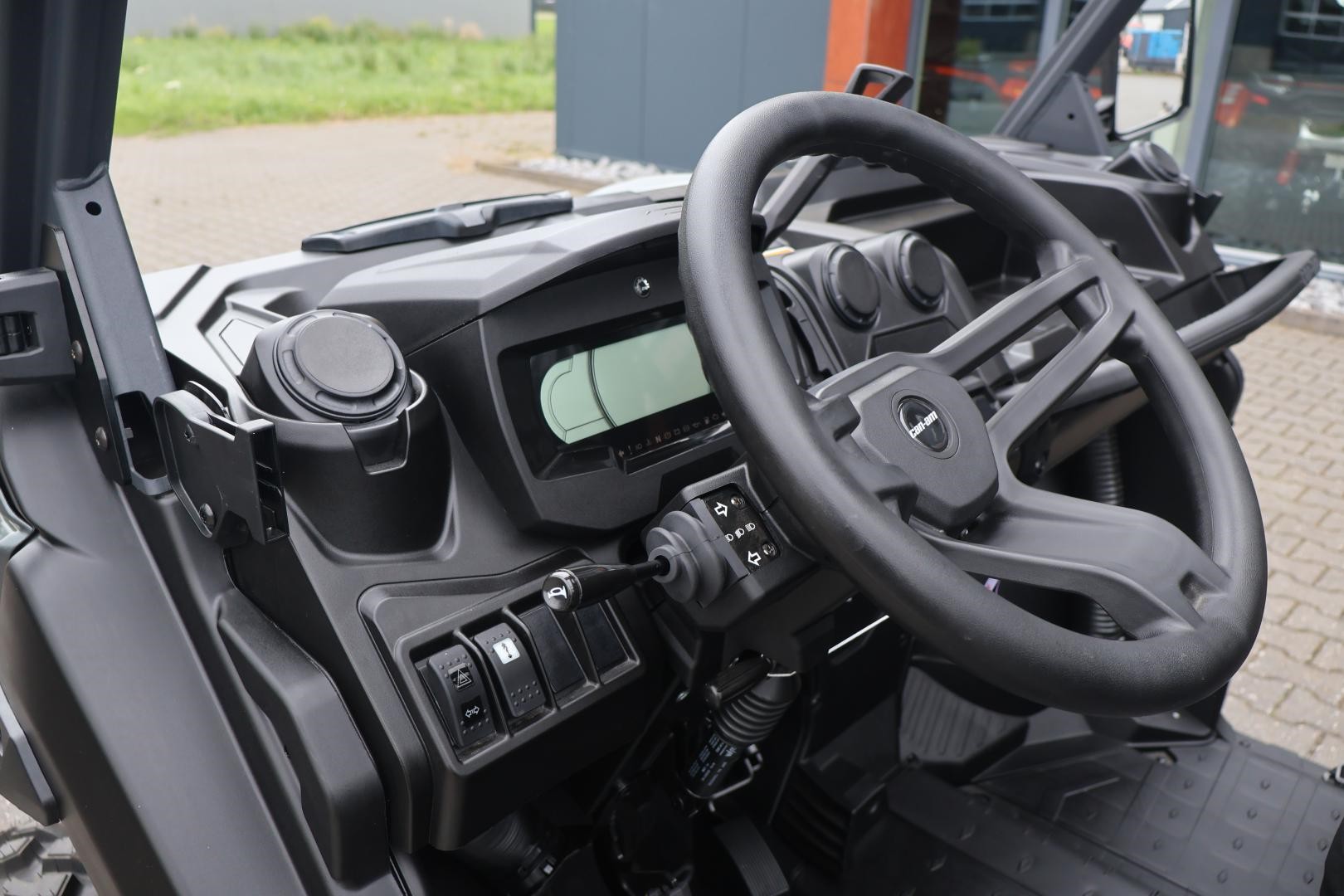 CAN-AM - Traxter XU 64 HD9 ABS Gator SS