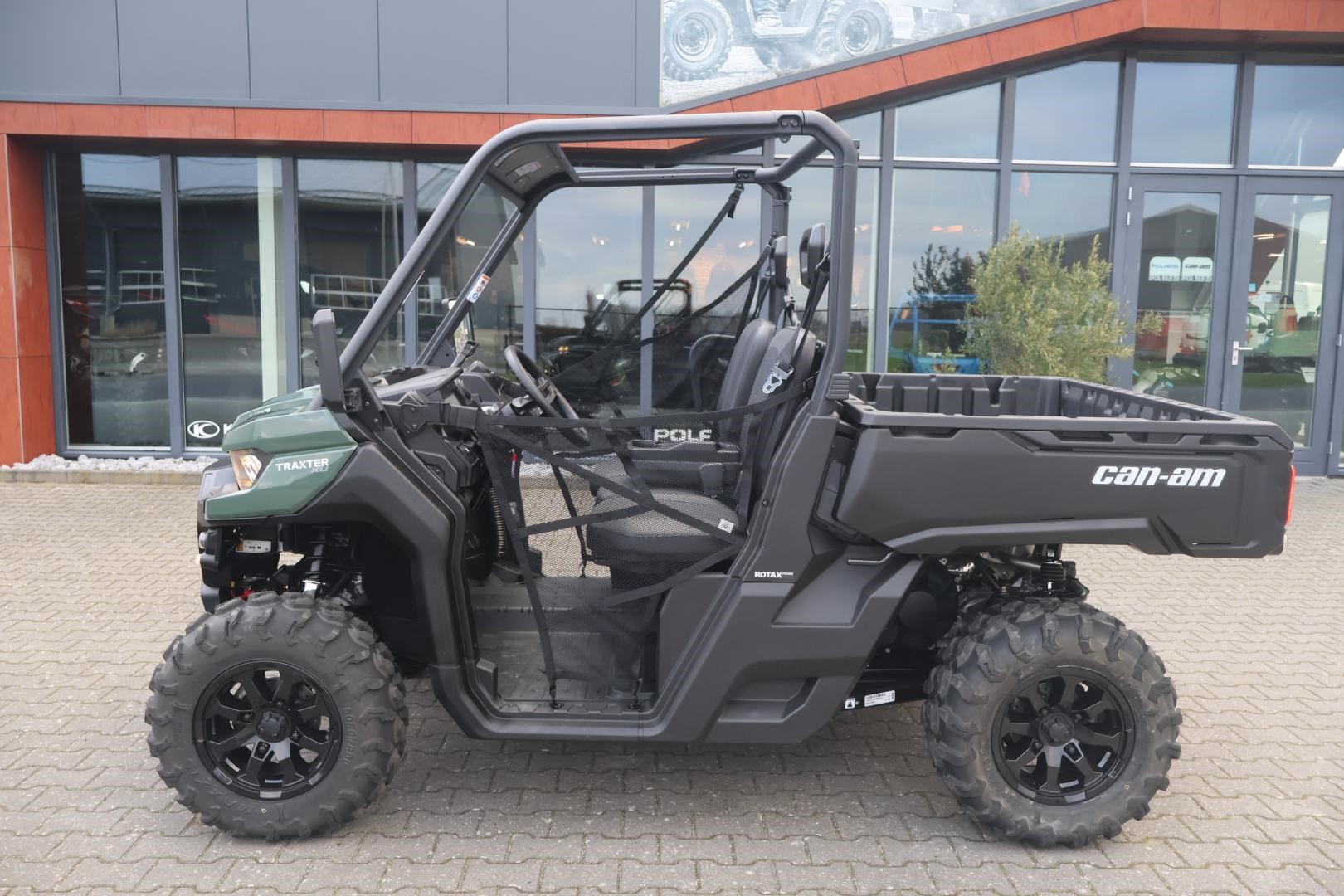 CAN-AM - TRAXTER XU 62 HD7 SSV T kentek