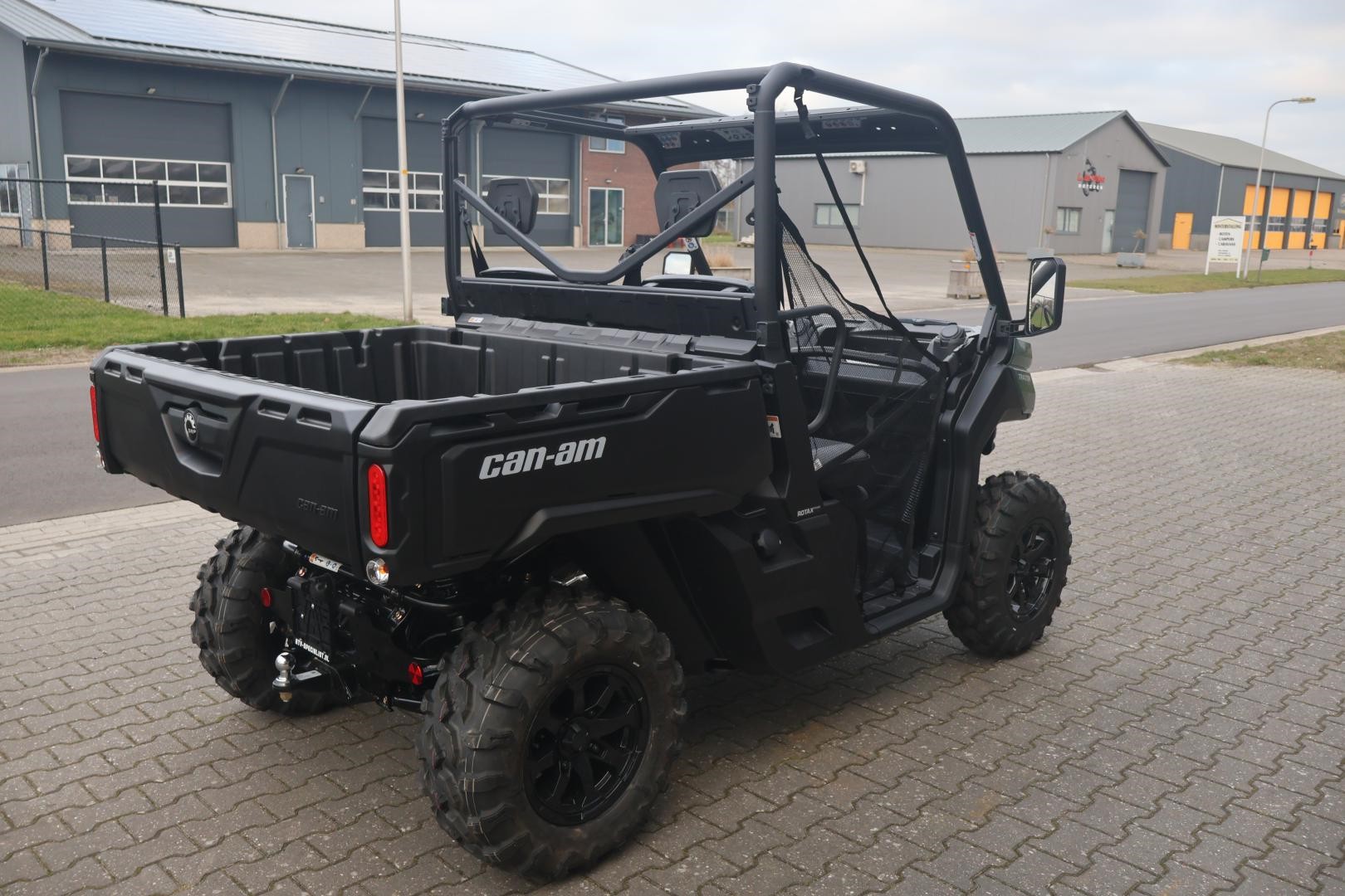 CAN-AM - TRAXTER XU 62 HD7 SSV T kentek