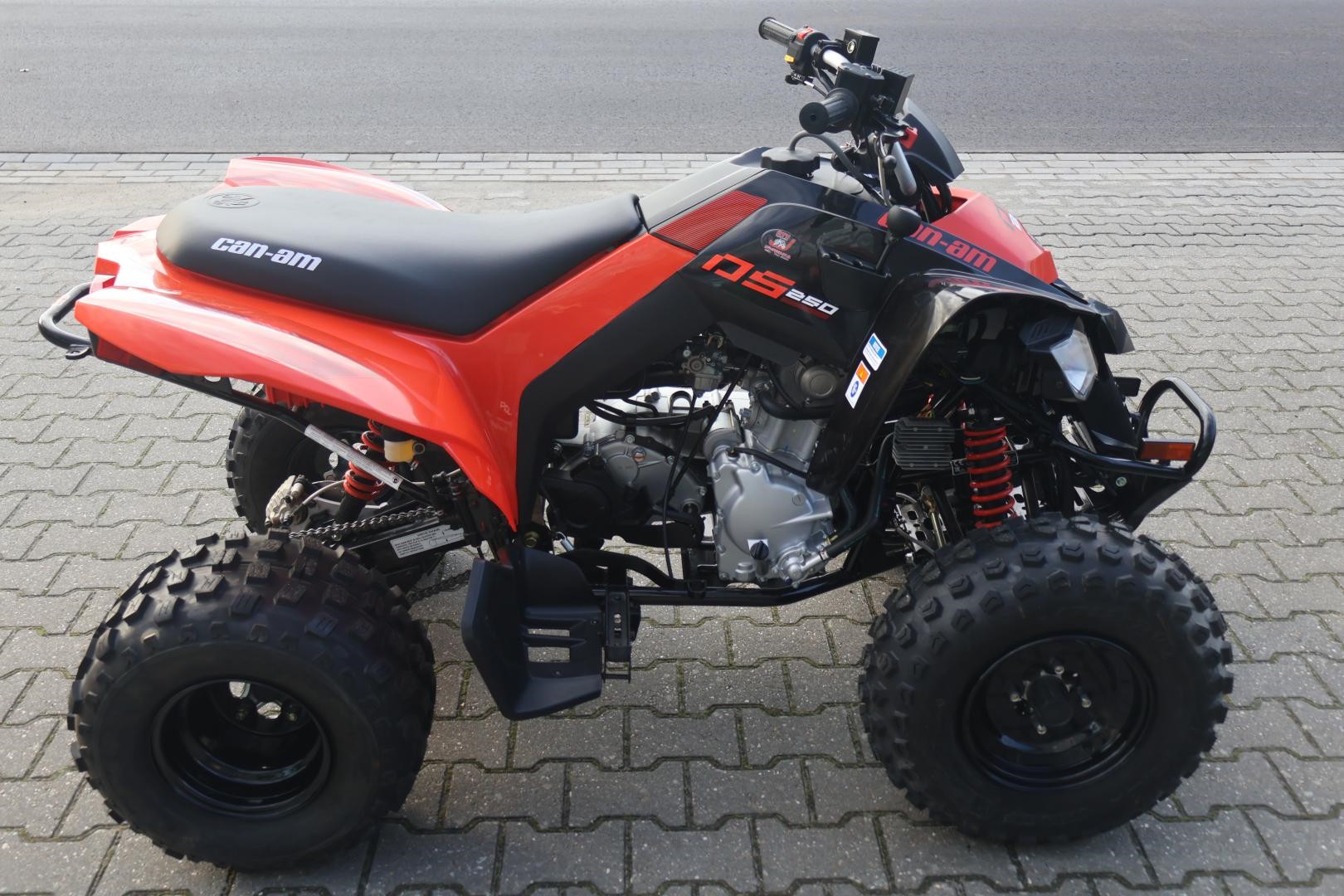 CAN-AM - DS 250 Kinder quad can-am DS 2