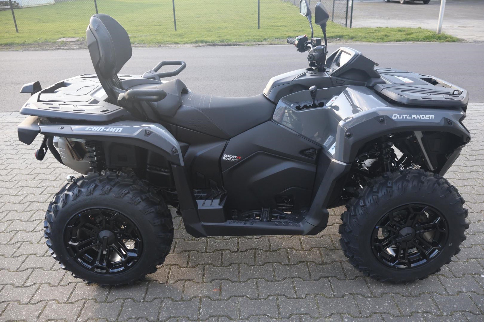 CAN-AM - Outlander MAX DPS 1000 ABS QUA