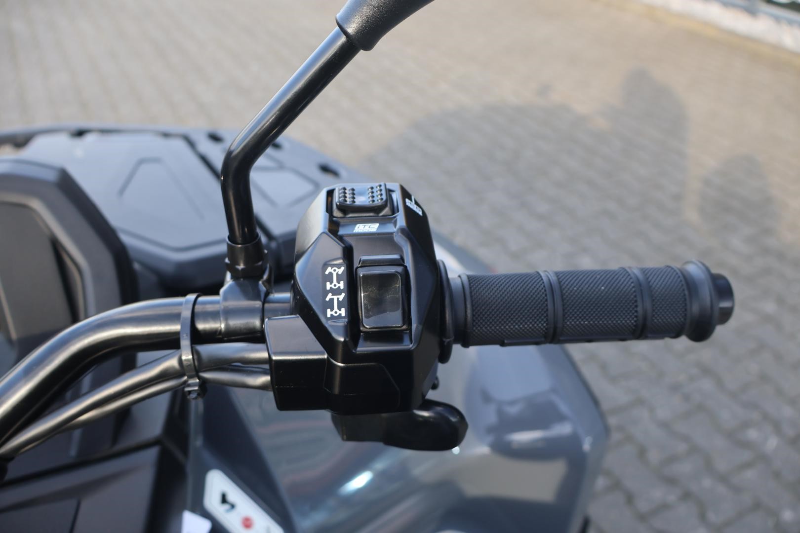 CAN-AM - Outlander MAX DPS 1000 ABS QUA