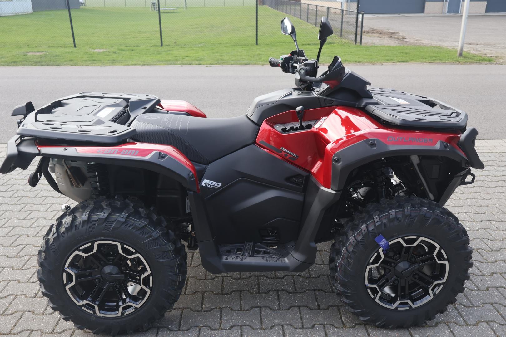 CAN-AM Outlander 850 XT  ABS QUAD Nie