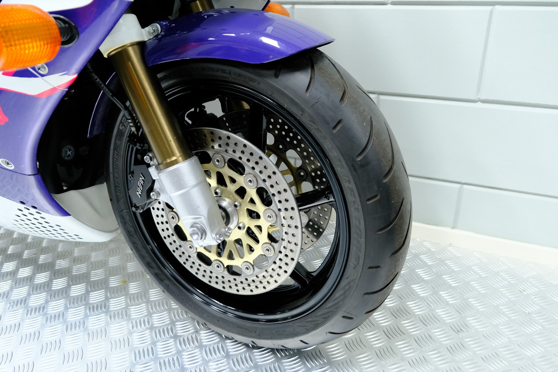 HONDA - CBR 900 RR