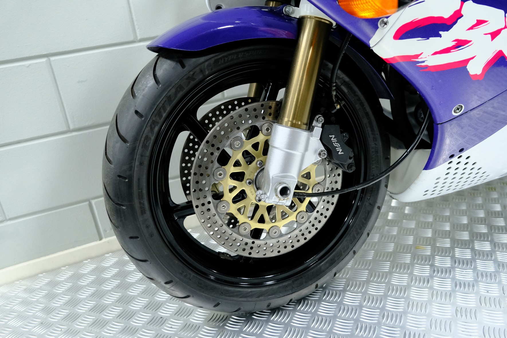 HONDA - CBR 900 RR