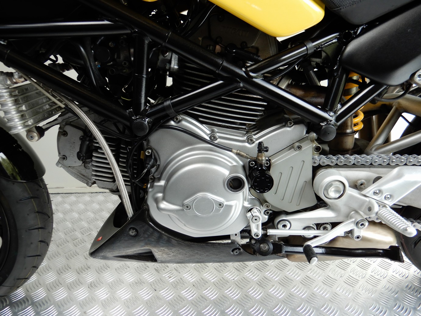 DUCATI - M 800 S2R 35 kw of vol vermoge