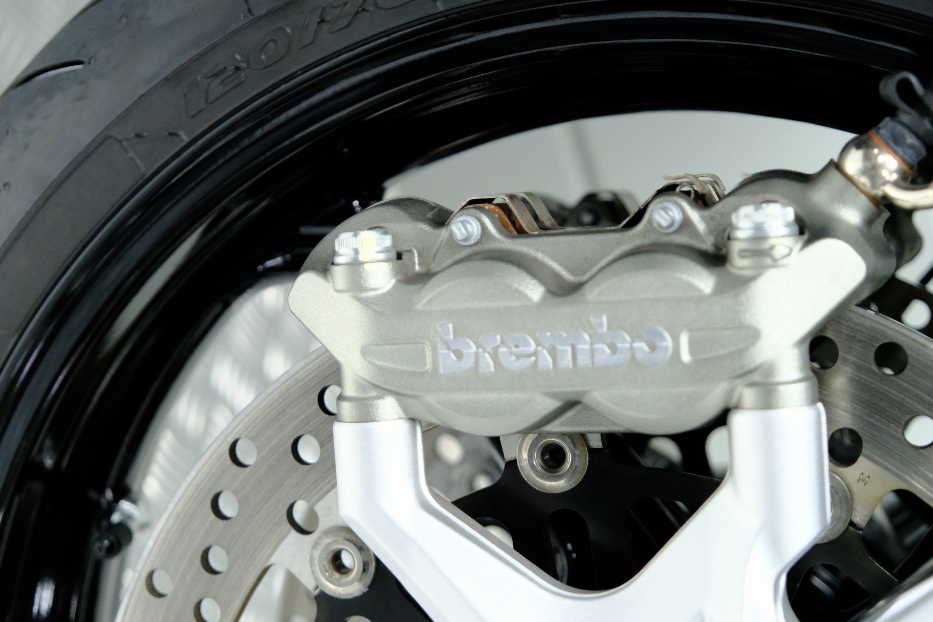 MV AGUSTA - BRUTALE 800 ROSSO