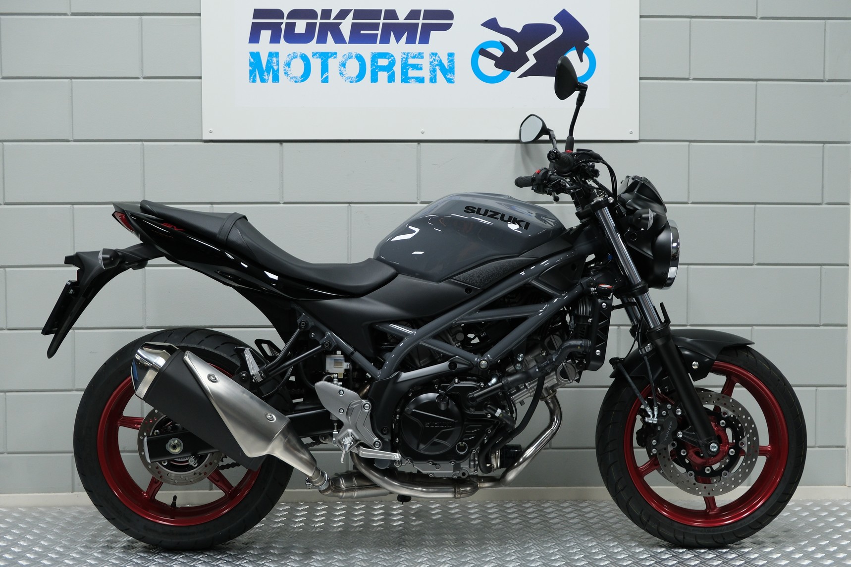 SUZUKI - SV 650 A
