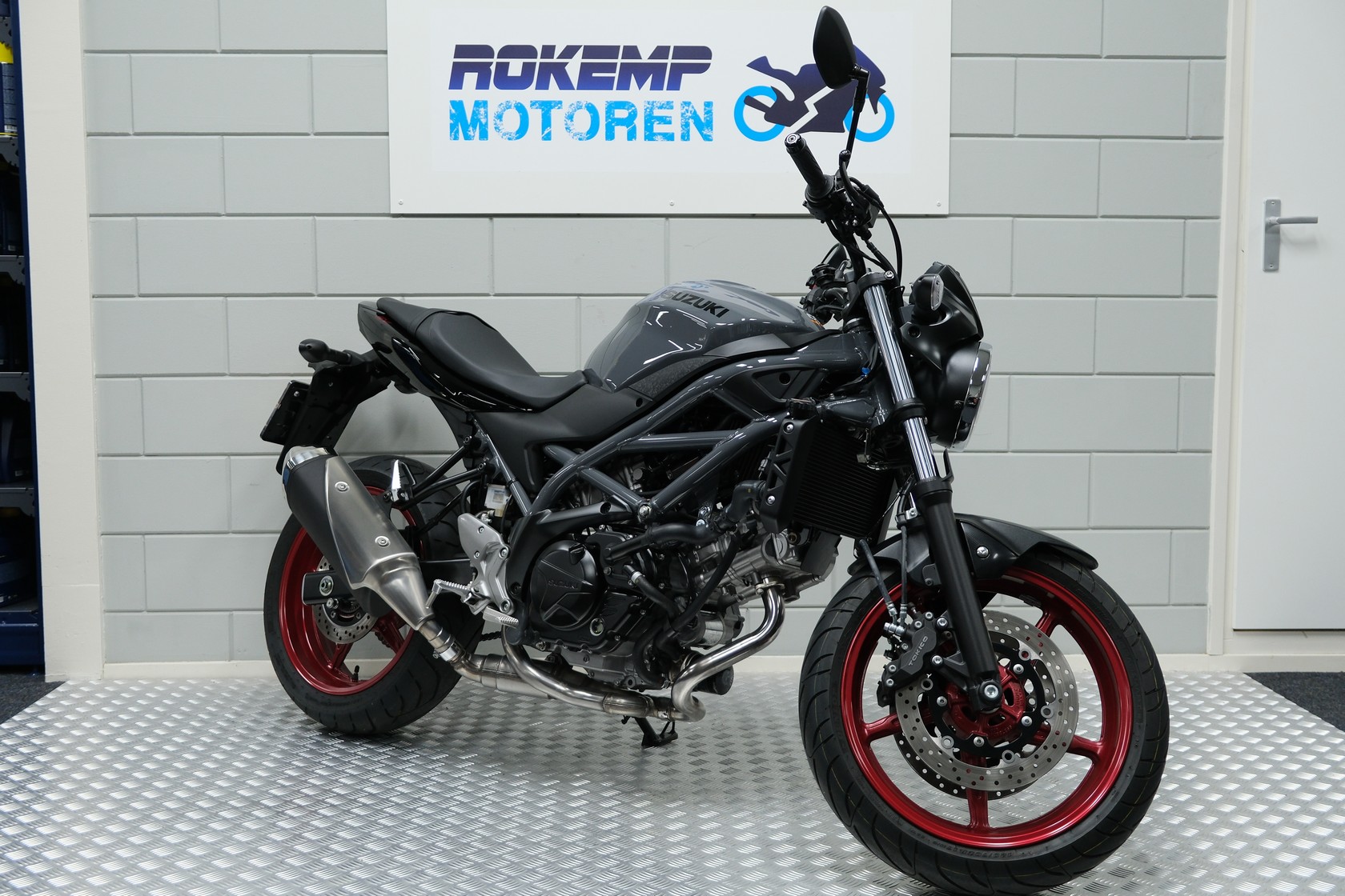 SUZUKI - SV 650 A