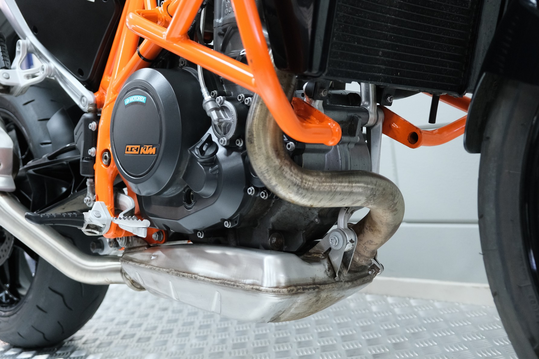 KTM - 690 DUKE ABS