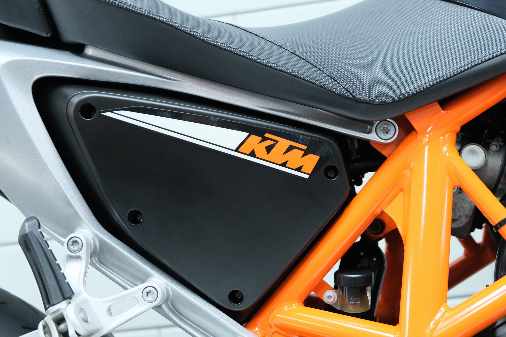 KTM - 690 DUKE ABS