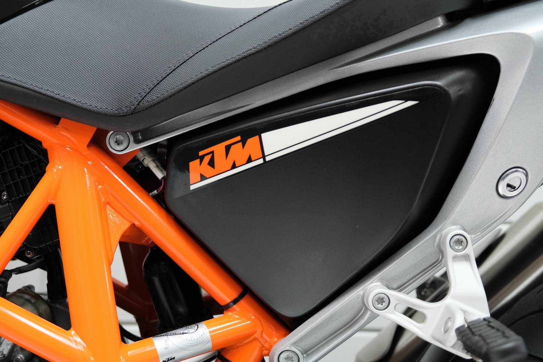 KTM - 690 DUKE ABS