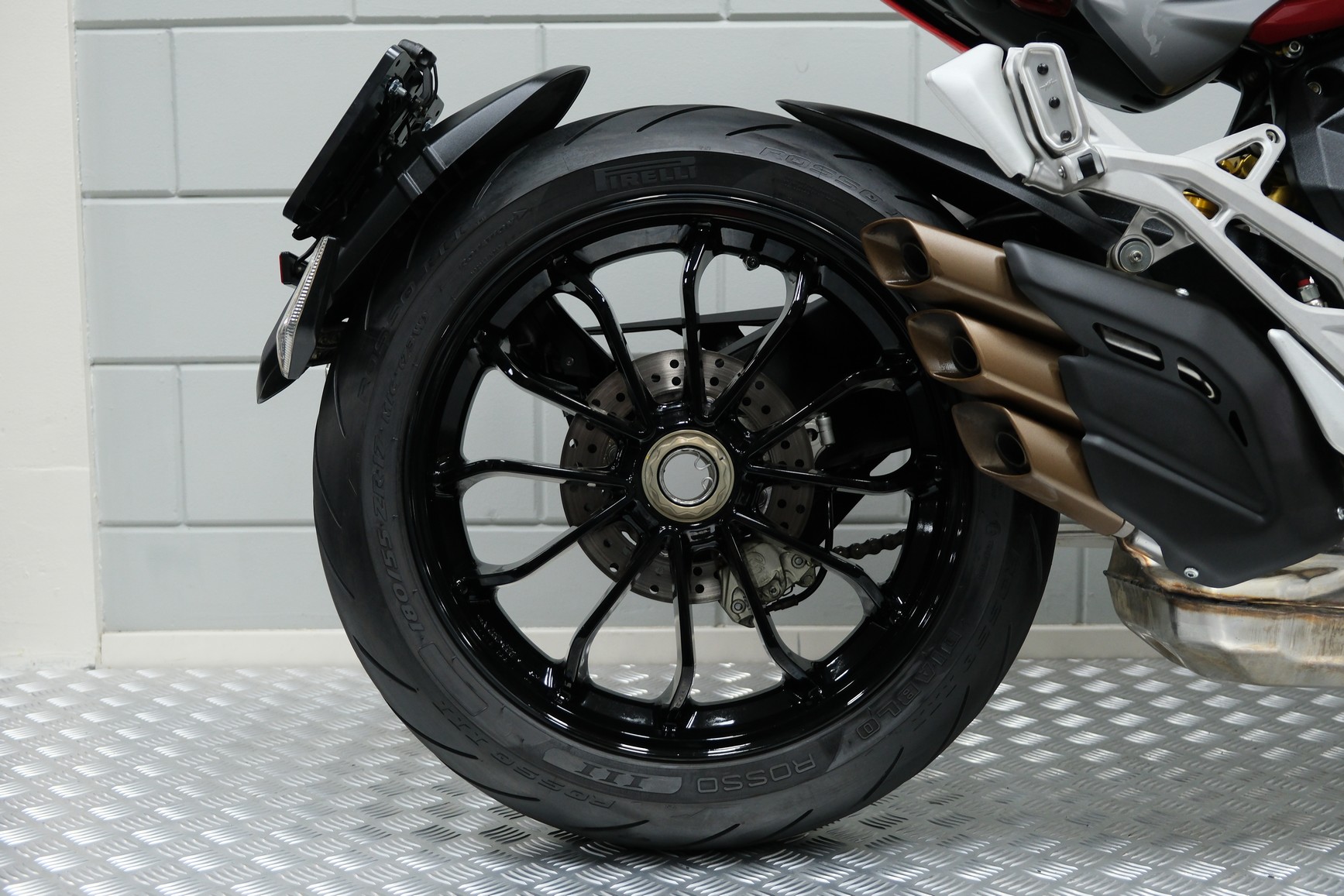 MV AGUSTA - STRADALE 800 ABS
