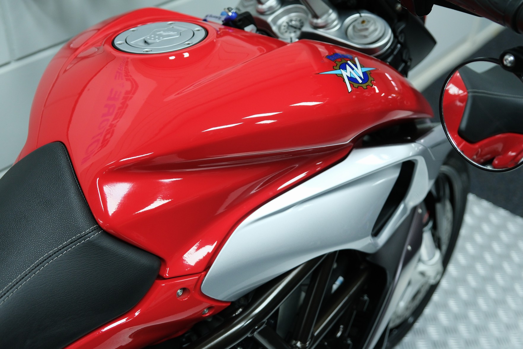MV AGUSTA - STRADALE 800 ABS