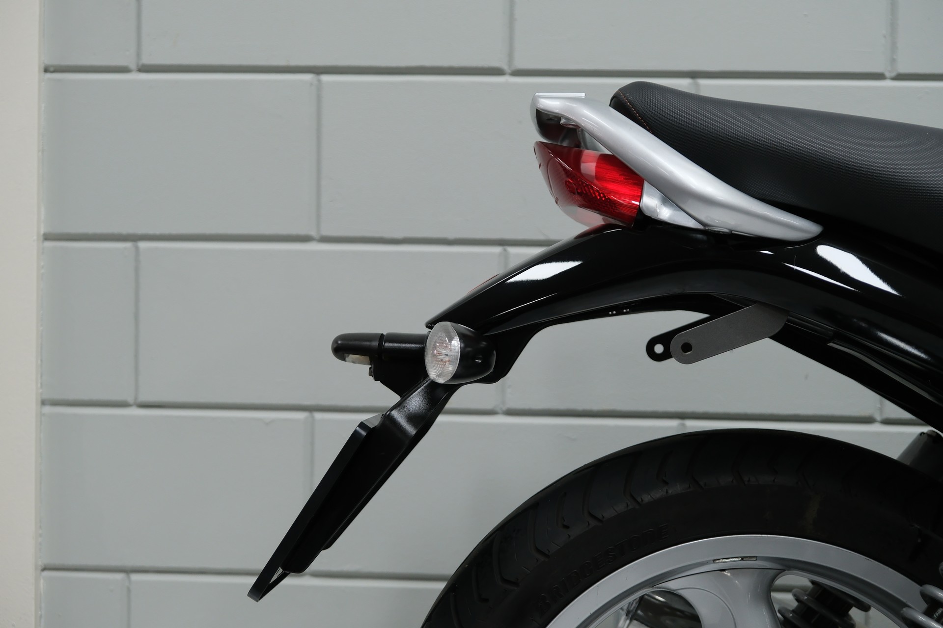 MOTO GUZZI - BREVA 750 I.E. TOUR