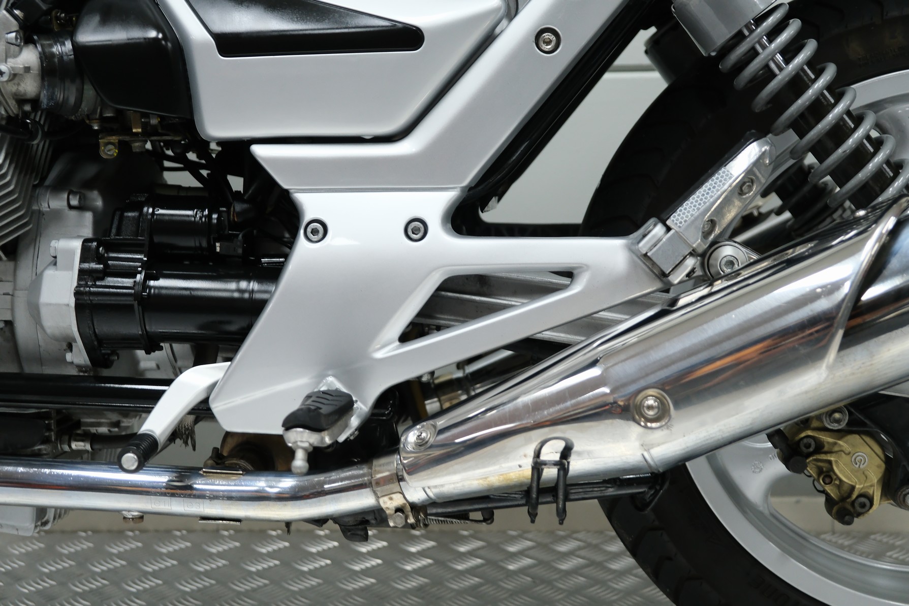 MOTO GUZZI - BREVA 750 I.E. TOUR