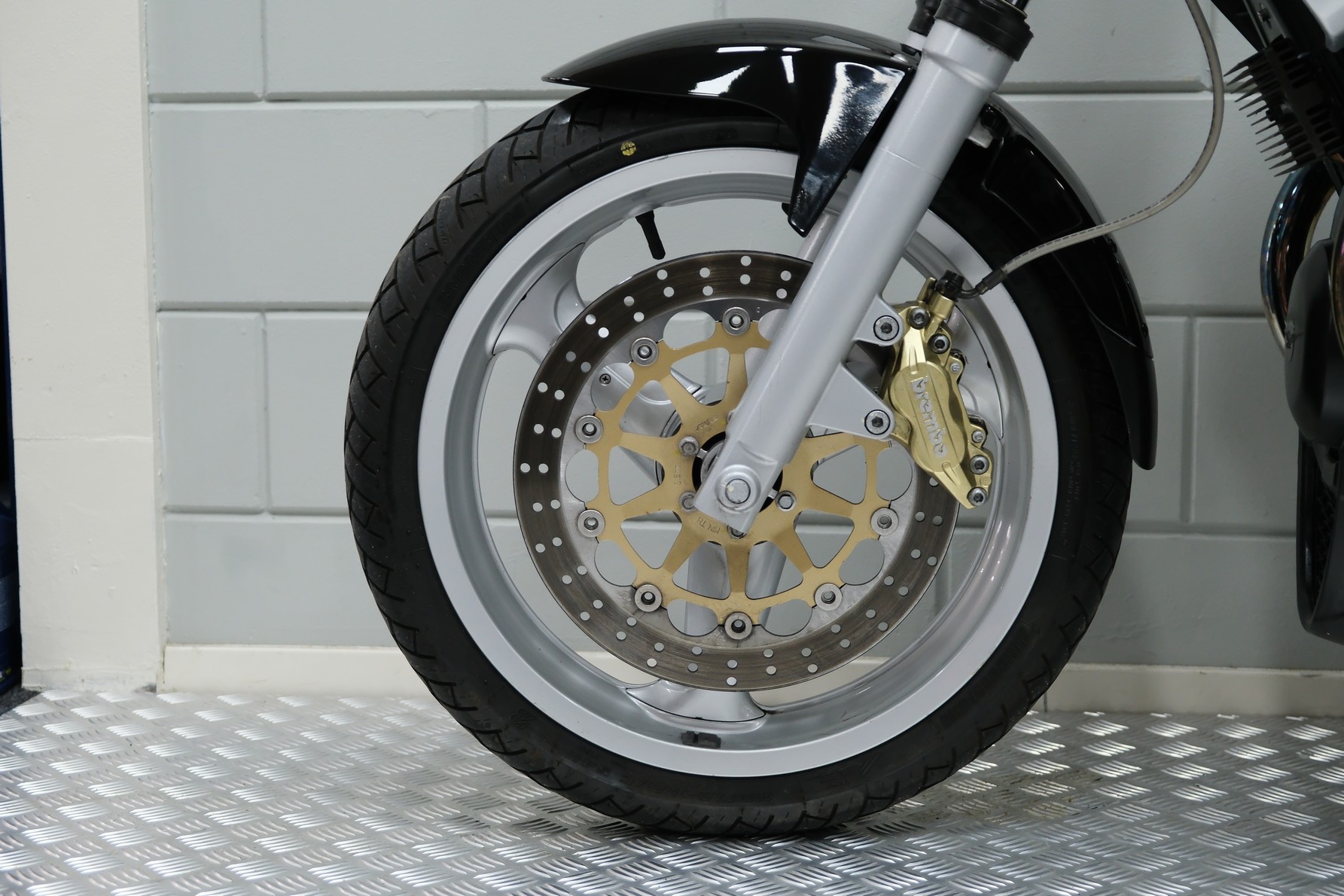 MOTO GUZZI - BREVA 750 I.E. TOUR