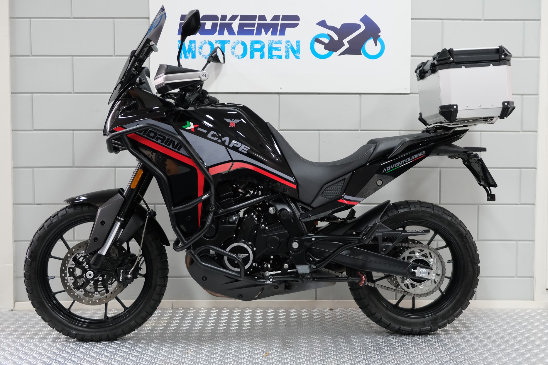 MOTO MORINI - X-CAPE 650 ALL-ROAD