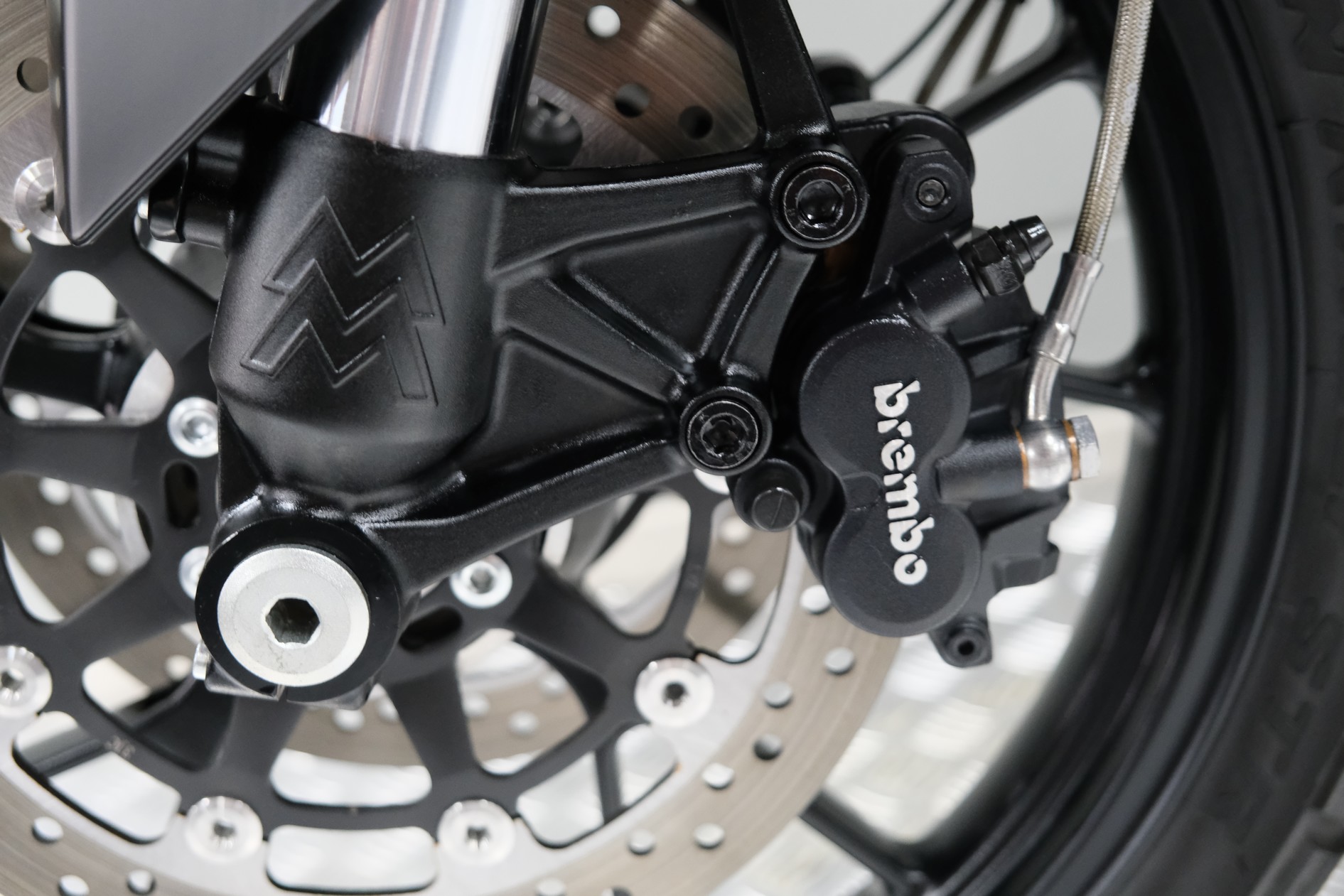MOTO MORINI - X-CAPE 650 ALL-ROAD