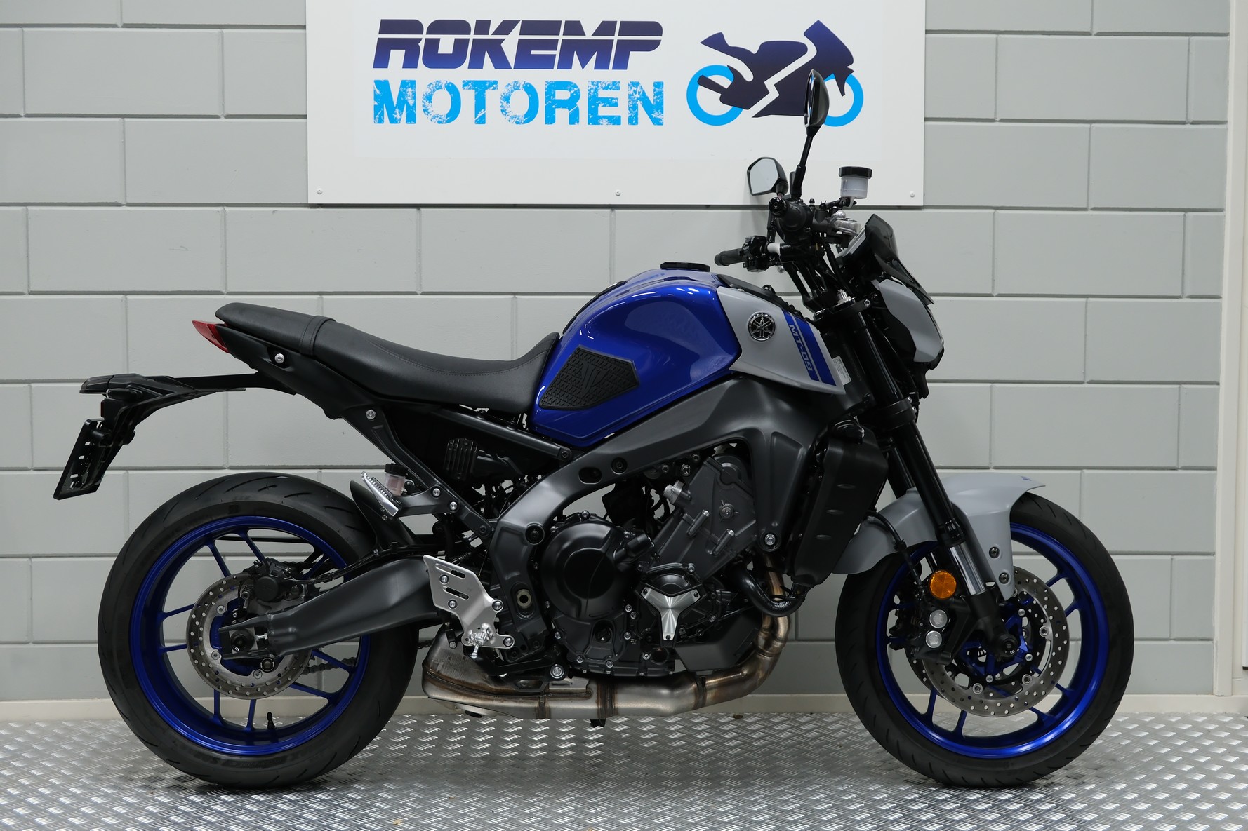 YAMAHA - MT-09 ABS