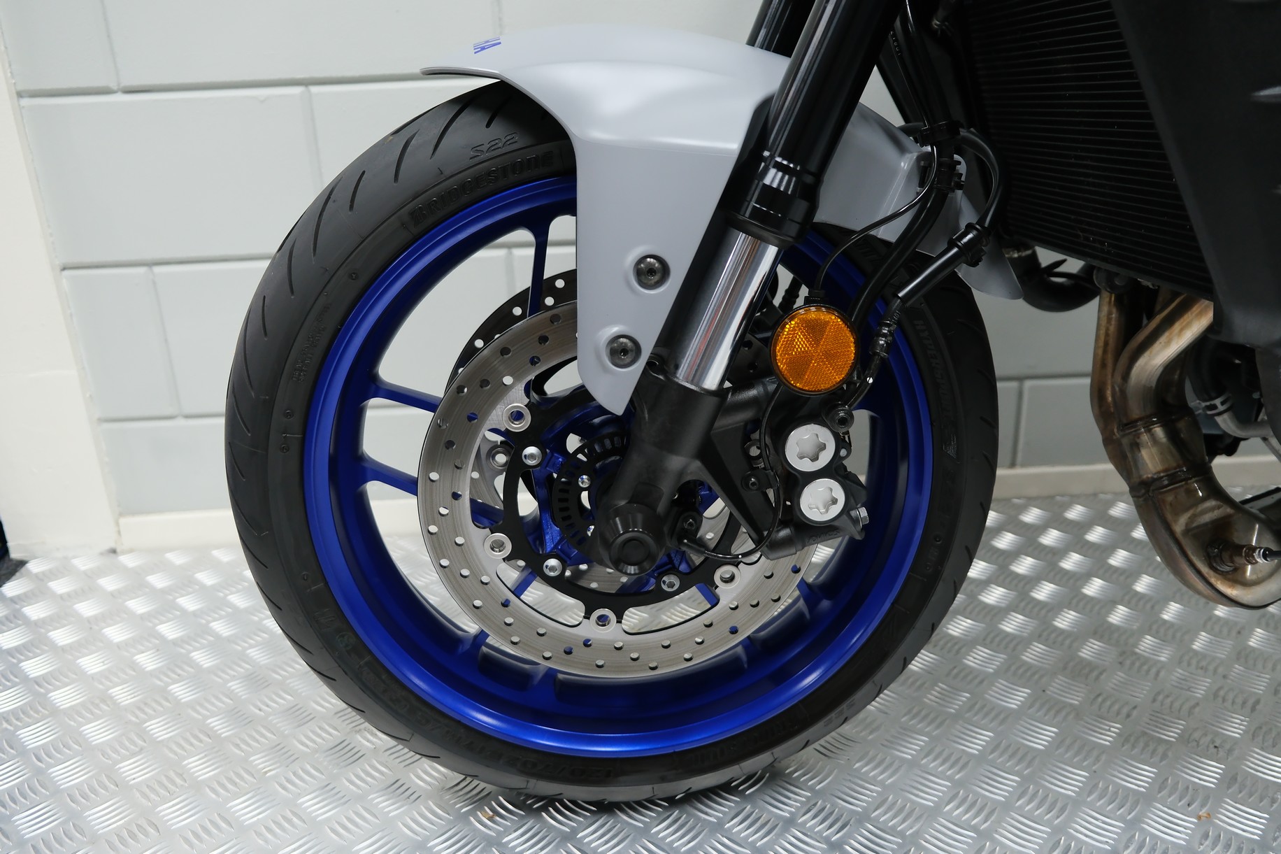 YAMAHA - MT-09 ABS