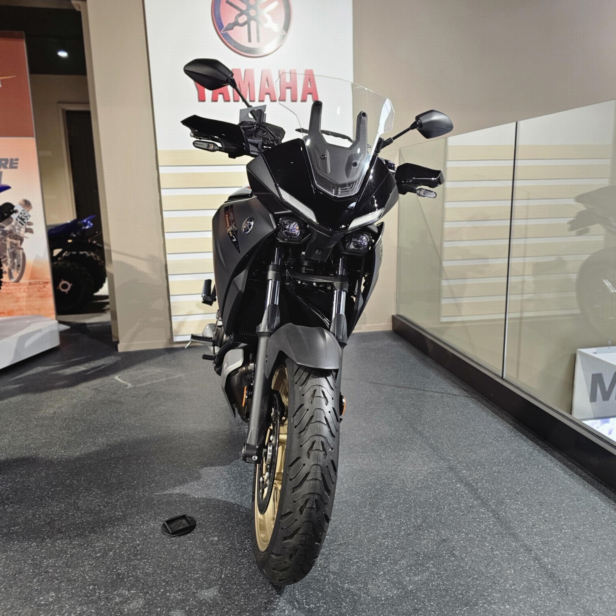 YAMAHA - TRACER 7