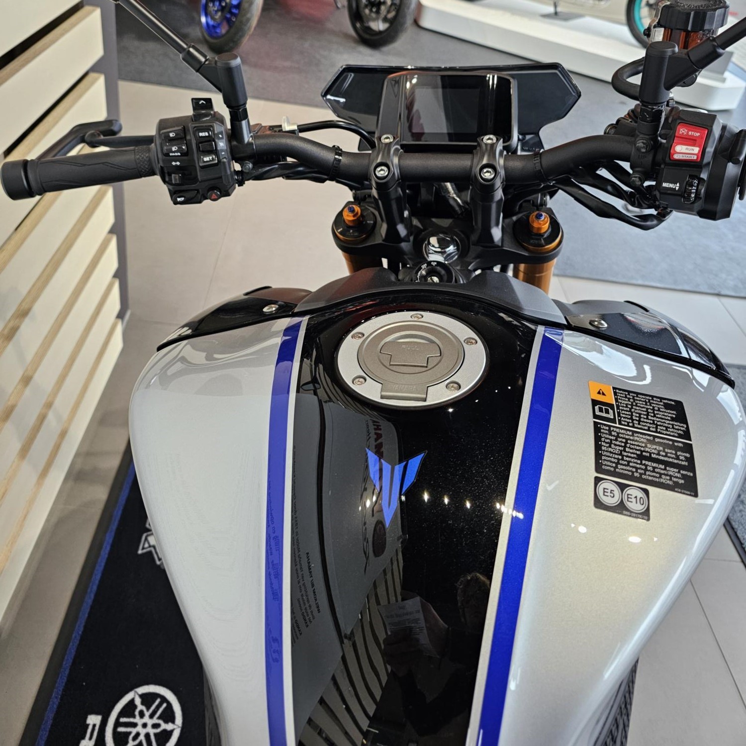 YAMAHA - MT-09 SP NIEUW