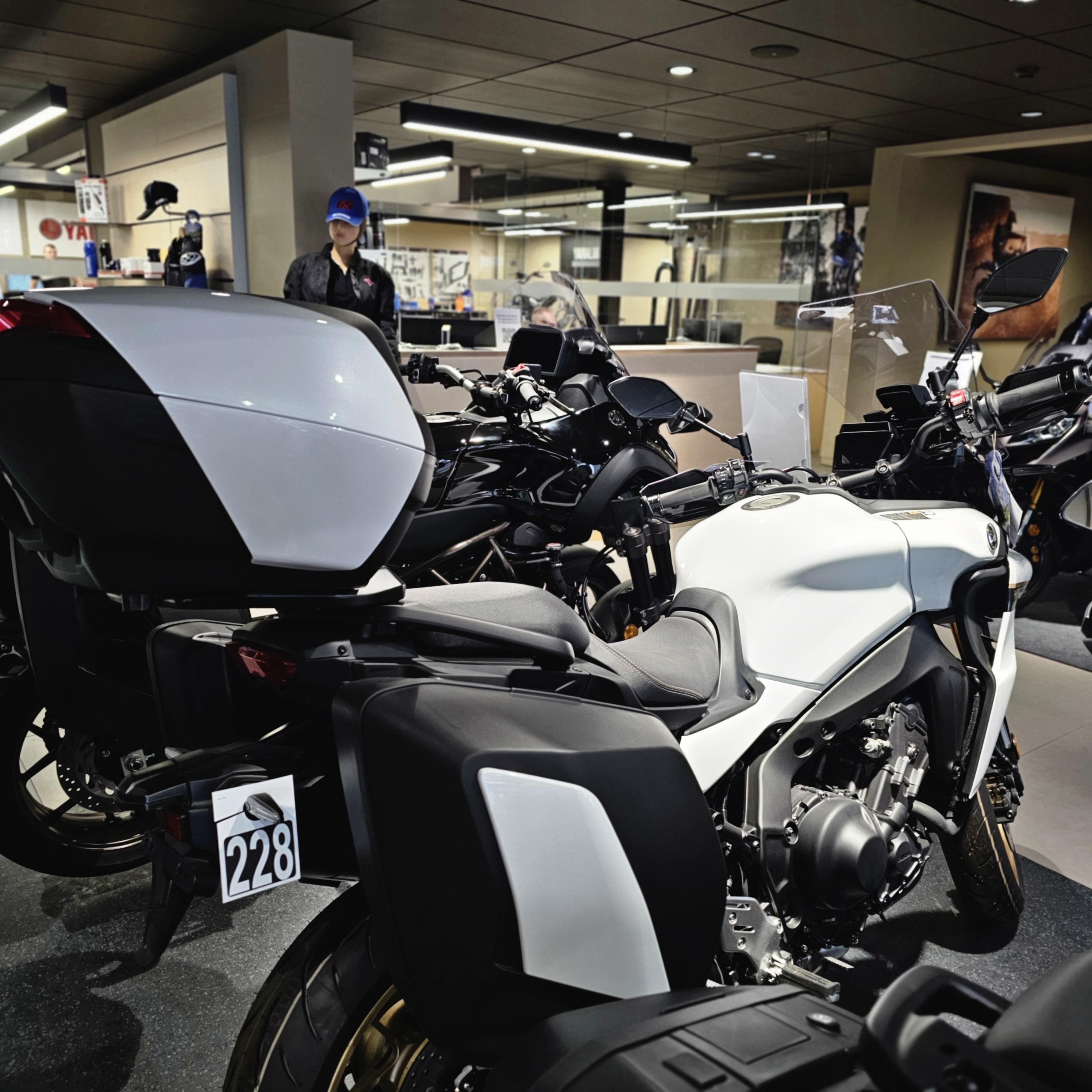 YAMAHA - TRACER 9 GT