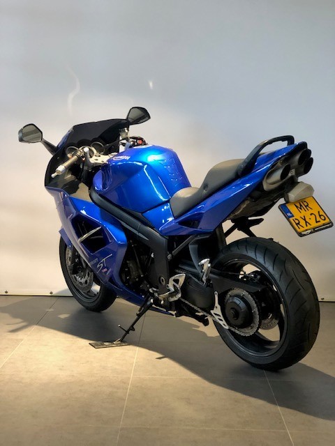 sprint st 1050