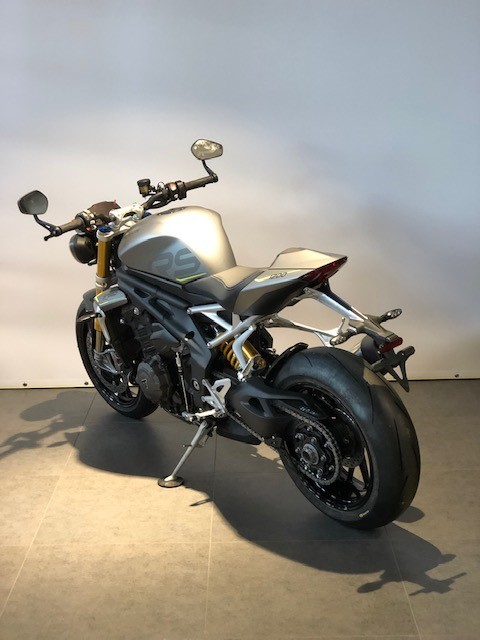 TRIUMPH - SPEED TRIPLE 1200 RS