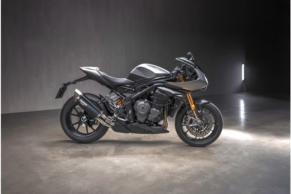 TRIUMPH - Speed Triple 1200 RR