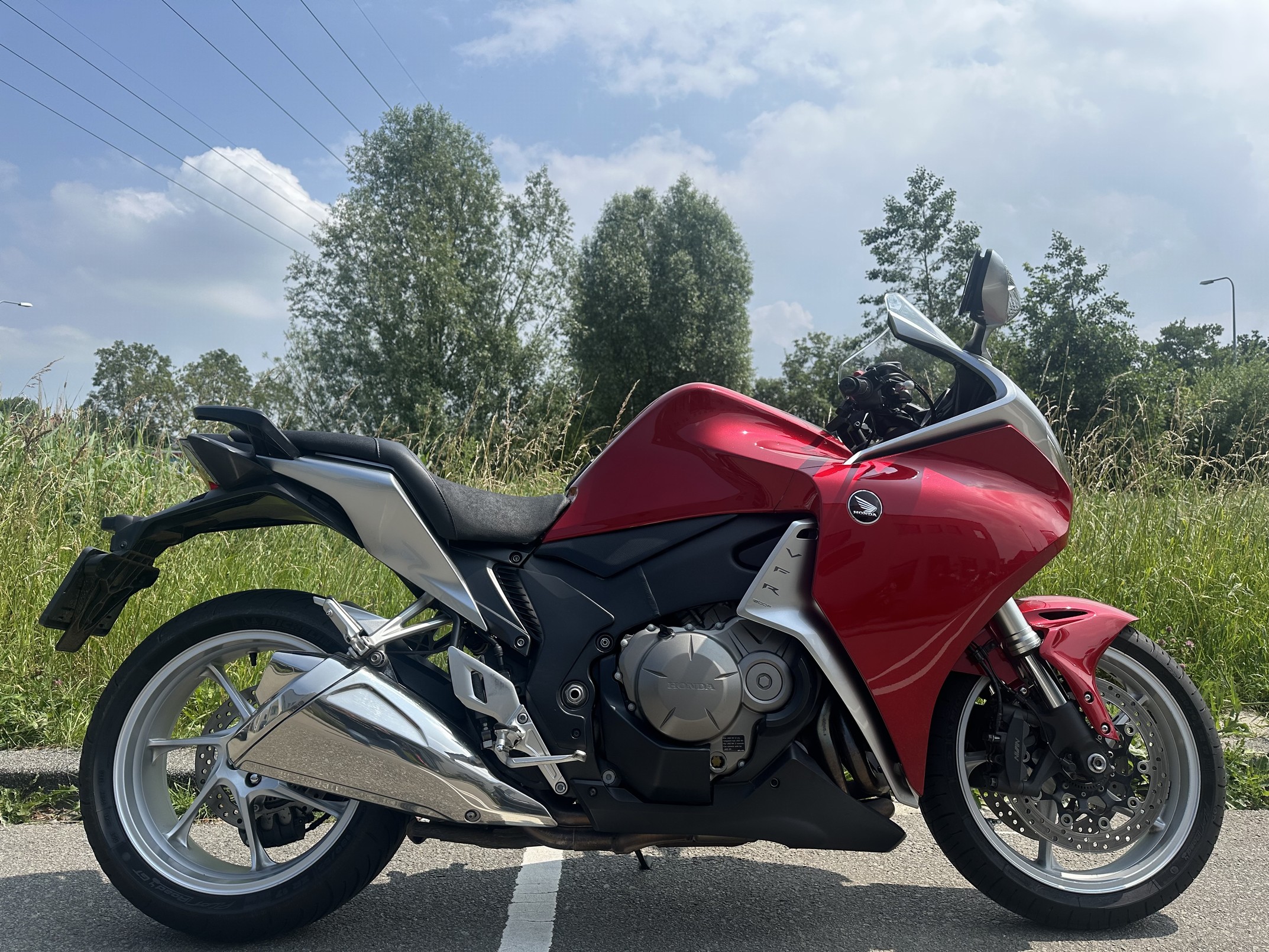 HONDA - VFR1200F