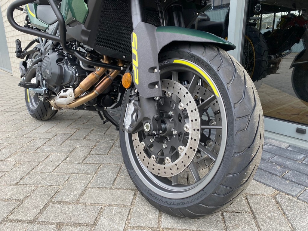 BENELLI - TRK 502