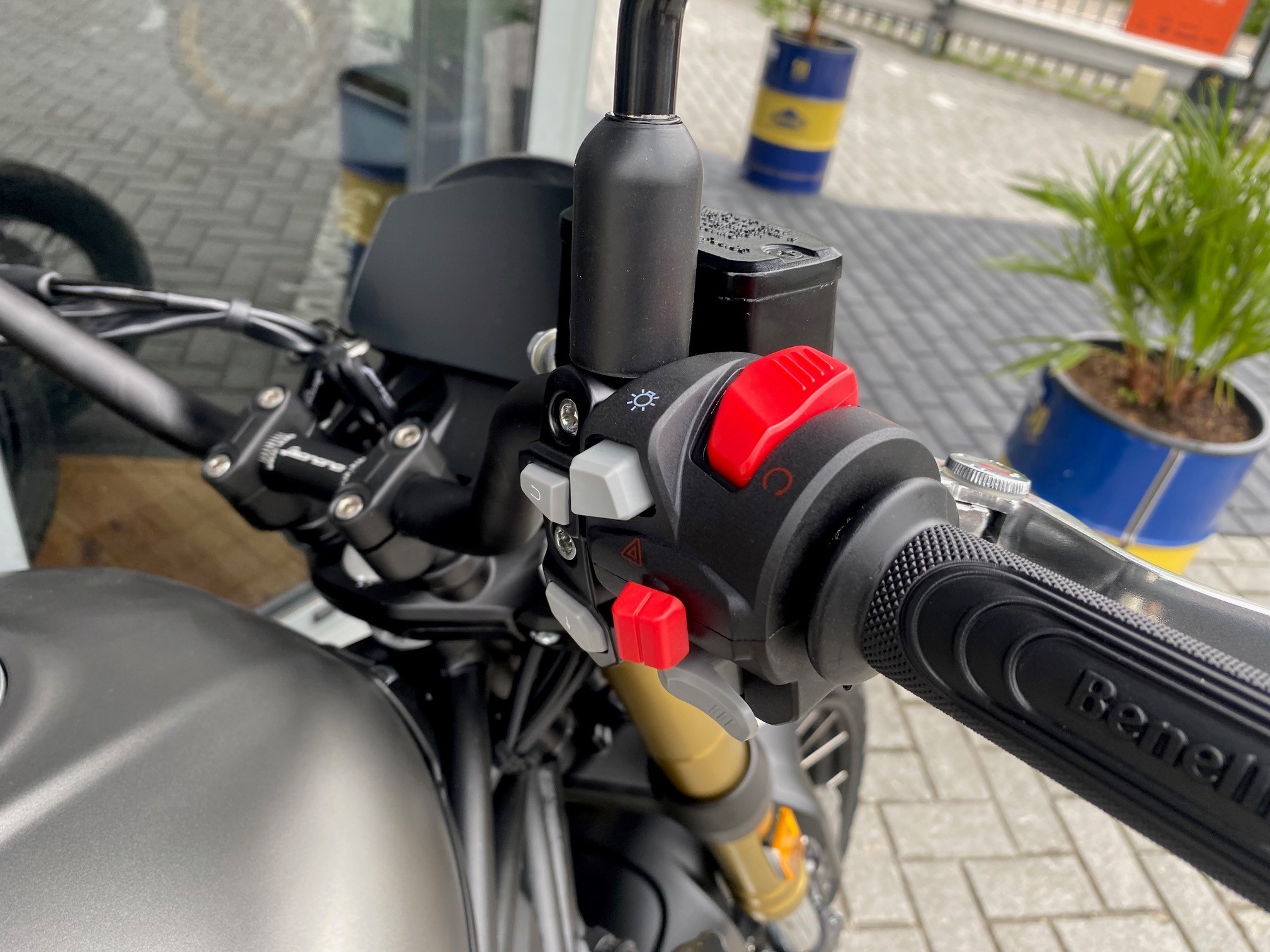 BENELLI - LEONCINO TRAIL 800