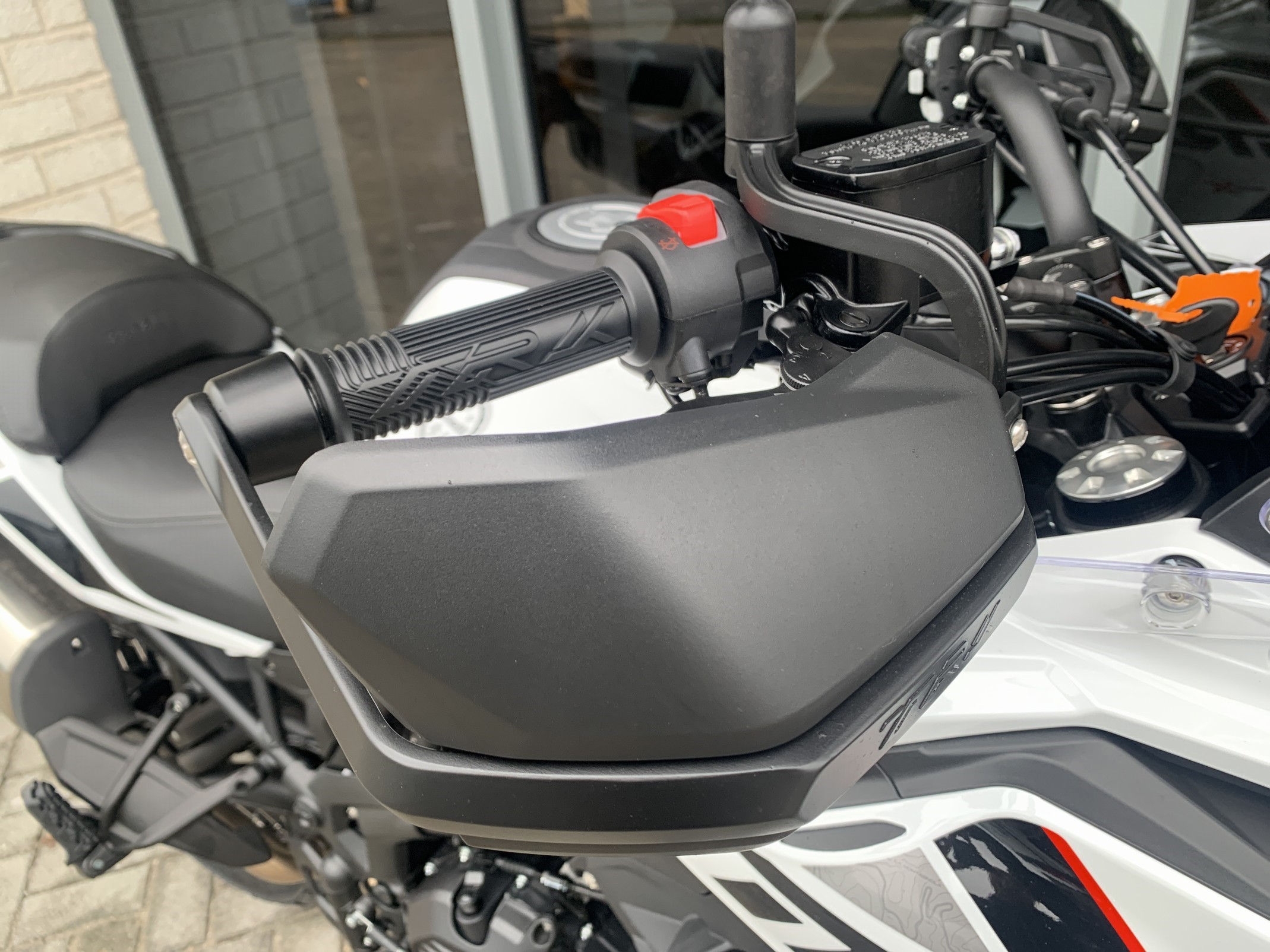 BENELLI - TRK 502 X