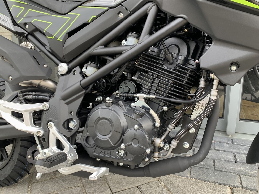 BENELLI - TNT 125