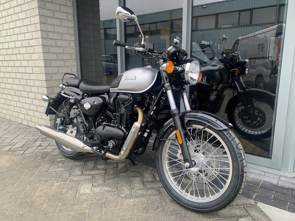 BENELLI - IMPERIALE 400