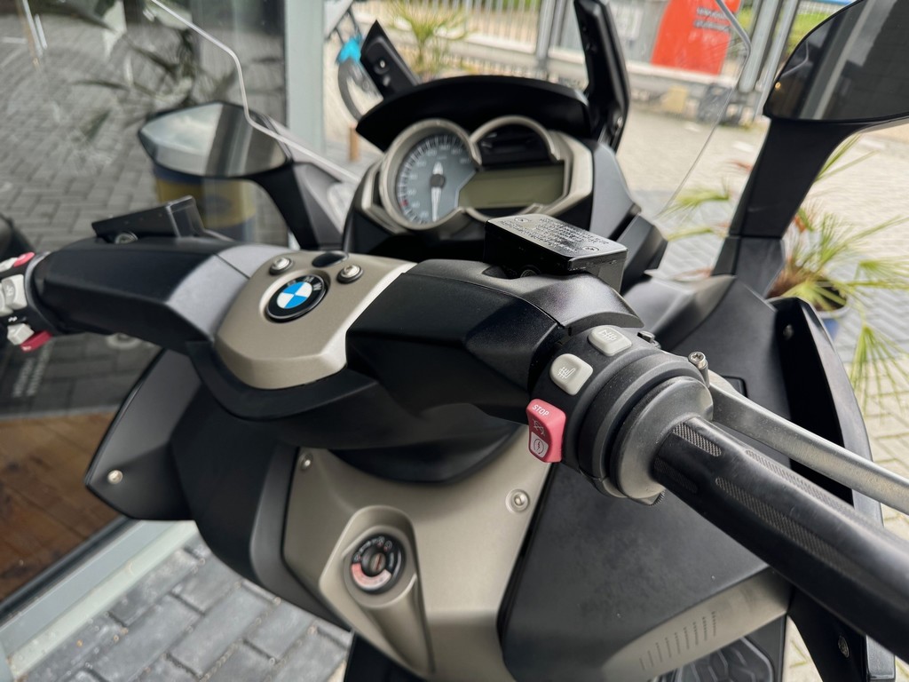 BMW - C 650 GT