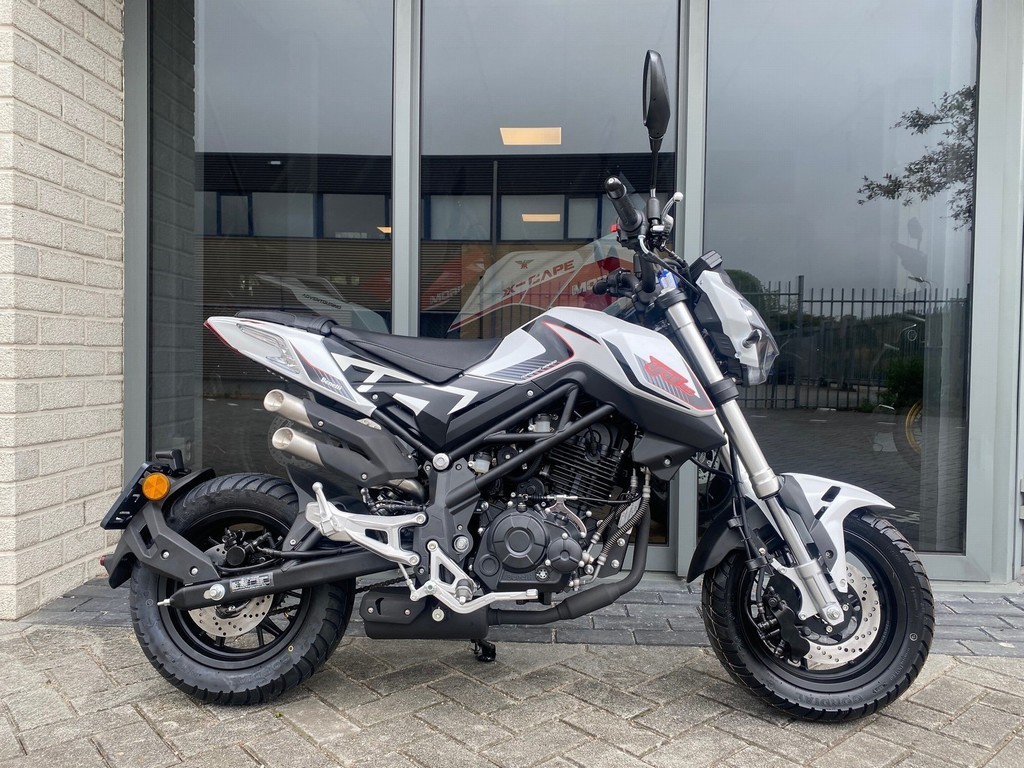 BENELLI - TNT 125