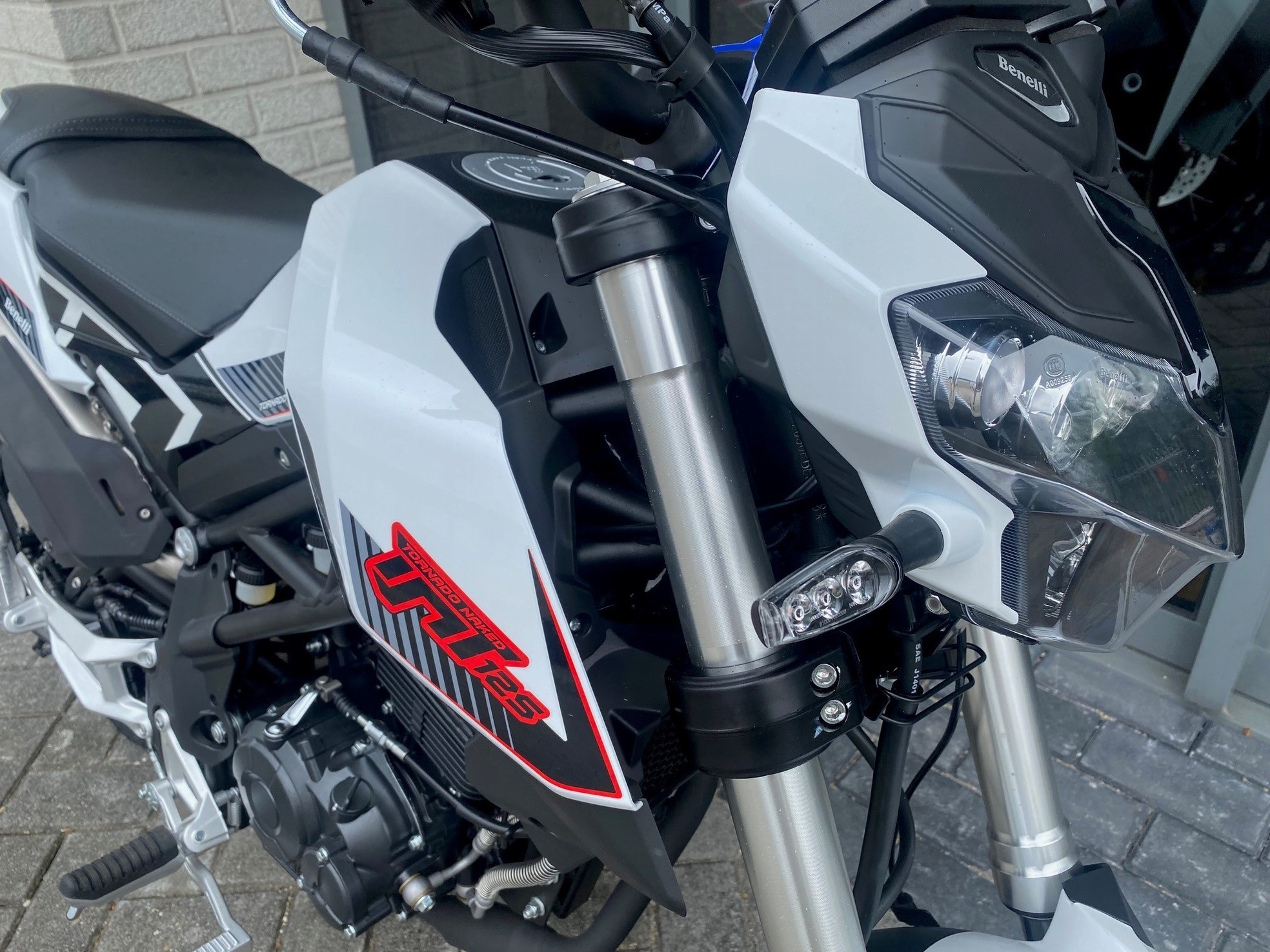 BENELLI - TNT 125