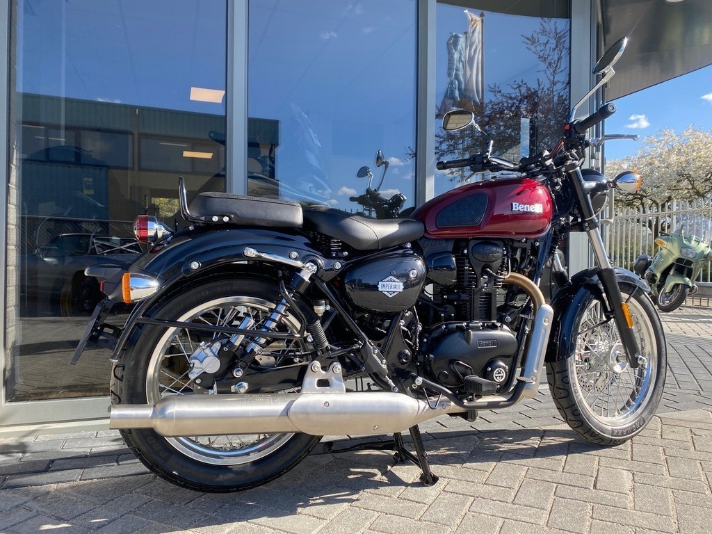 BENELLI - IMPERIALE 400