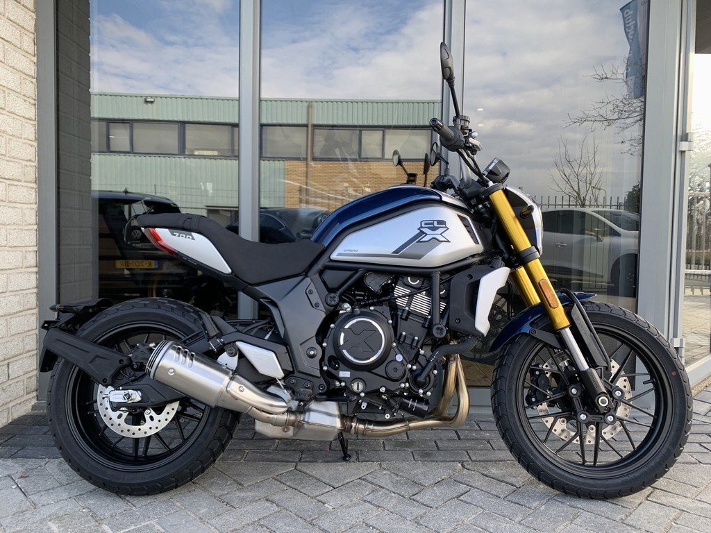 CFMOTO - 700 CL-X HERITAGE